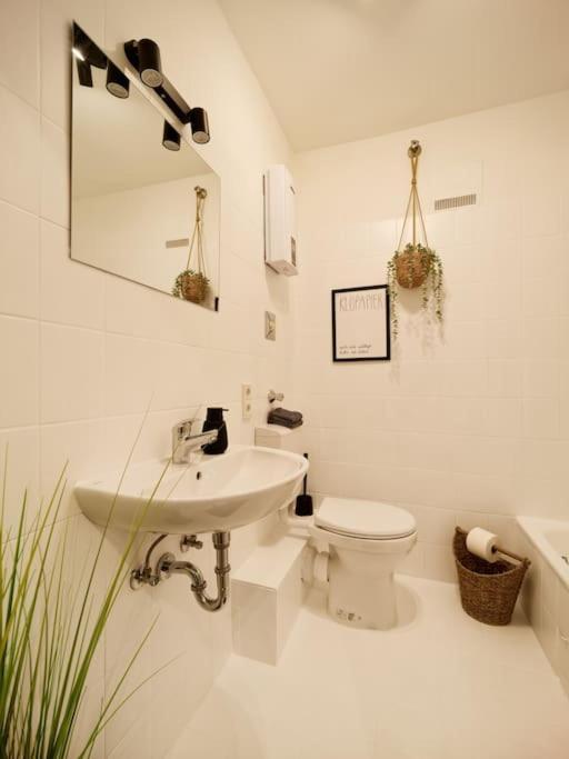 Exklusive Designer-Wohnung In Wittlich - Ideal Fuer Geschaeftsreisende, Firmen & Paare - Top Zentrumslage Bagian luar foto