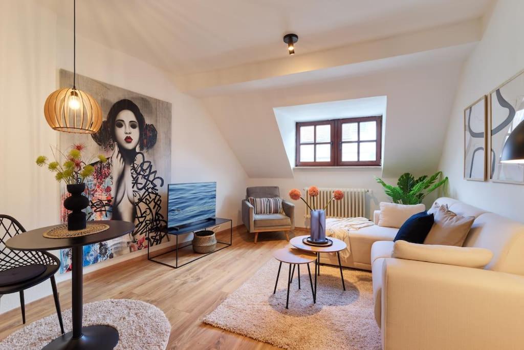 Exklusive Designer-Wohnung In Wittlich - Ideal Fuer Geschaeftsreisende, Firmen & Paare - Top Zentrumslage Bagian luar foto